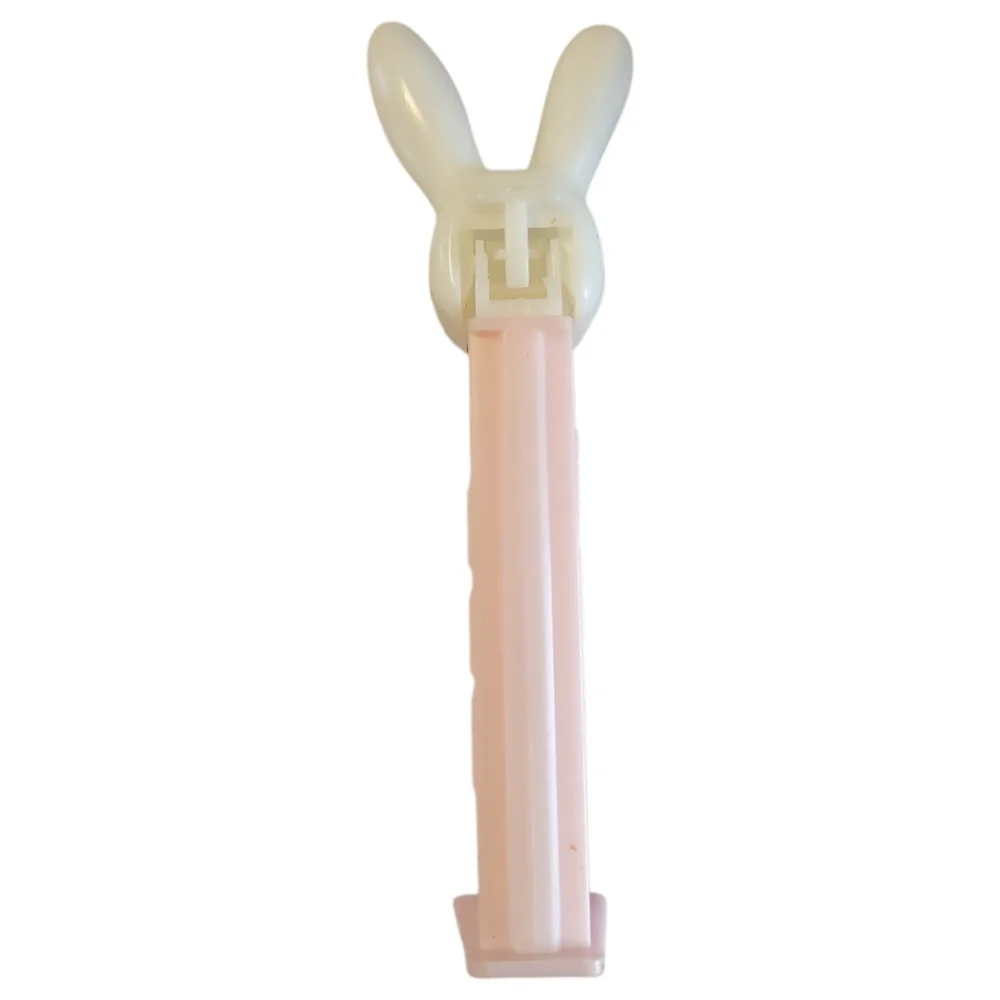 1 Vtg 90 PEZ White Easter Bunny D Rabbit Light Pink Footed Candy Dispenser